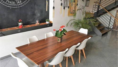 Tolle große Wohnung mit Kamin und Terrasse - Photo 5