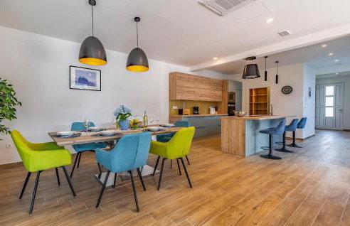 Beautiful Home In Porec With Kitchen - Foto 35