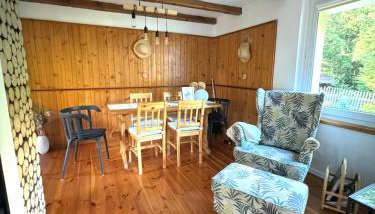 Domek nad Jeziorem Trzechowskim w lesie letniskowy na wsi - Foto 5