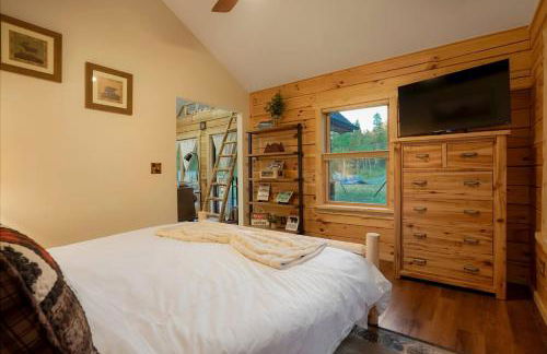 Log Cabin! Hot Tub|Sauna|Fire Pit|Mnt. Access! - Foto 49