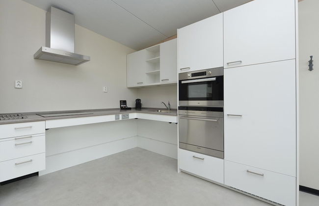 Nature Meets Luxury Stay - Photo 4