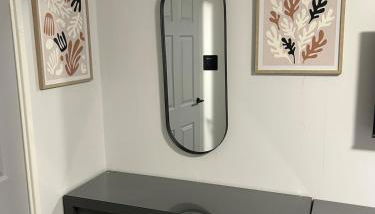 Spacious 2 bedroom apartment, entire place - Foto 3