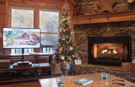 Red Apple Mountaintop cabin hot tub, WiFi, Pet friendly, Fireplace, pit, BEST VIEWS - Foto 35