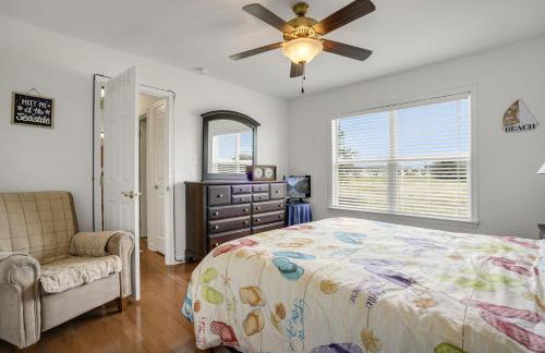 Beachin' at the Cove - Golf course, Shared pool & more! - Foto 14