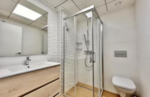 La Masion de Tout Seasonal Rental - Photo 57