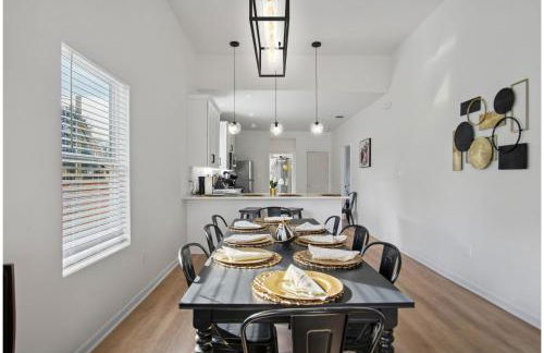 Peaceful Stays with Easy Access to Downtown - Foto 7