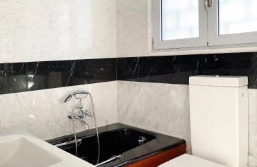 Blue Bay Vouliagmeni Luxury Apartment - Photo 43