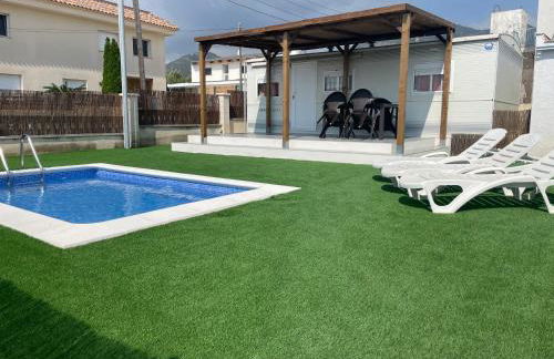 Chalet-home familiar "CAL DENVER" "Pet friendly" - Foto 1