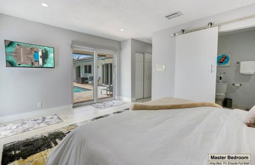 Canal - Water view, private pool, near beach - Foto 11