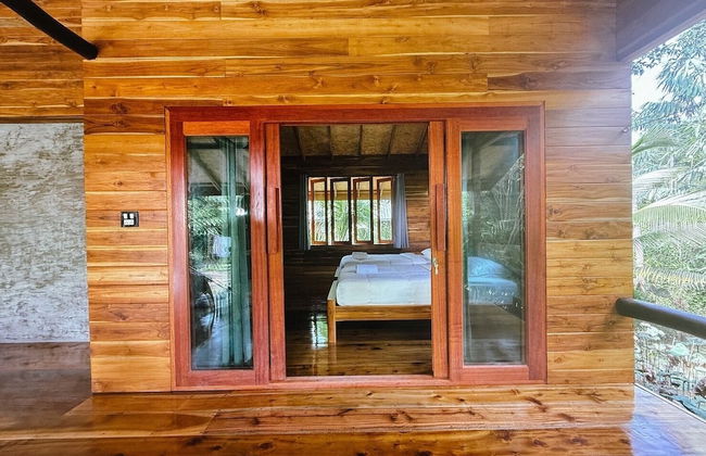 COCOA HOME - Photo 33