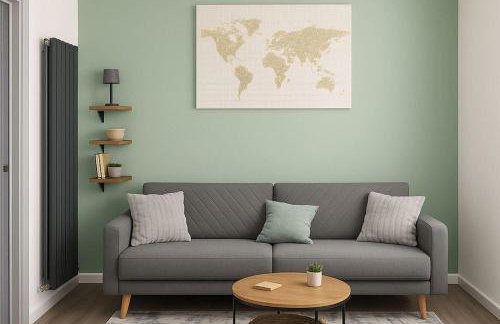 2 Bed Flat - Sleeps 5 - Parking - Wifi - Photo 1