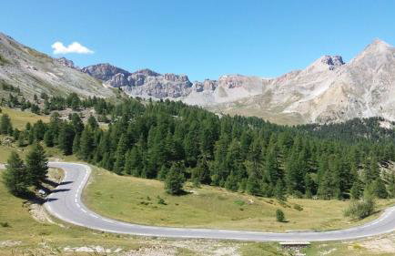 Le Pré Fleuri à Guillestre - Appartements neufs classés Meublés de Tourisme 3 étoiles- Climatisés- Parking privatif - Foto 14