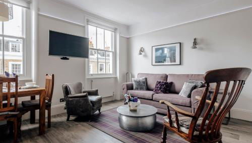 Victoria Violet - Photo 4