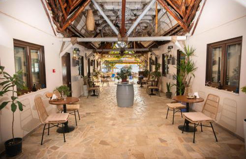 Lava Beach Suites - Foto 1