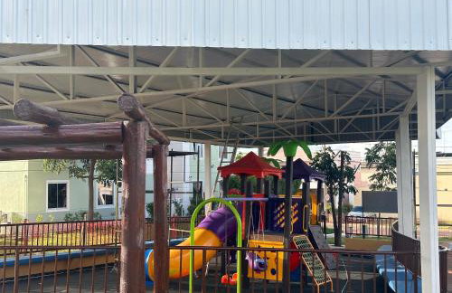 Apê térreo sem escada com Ar Cond, WiFi e banheira! - Foto 40