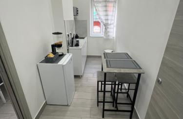 Dimora di Antonietta Room - near Train Station & Wi-Fi - Foto 9