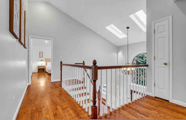 Cozy Private Home W Fireplace Outdoor Kitchen - Photo 27