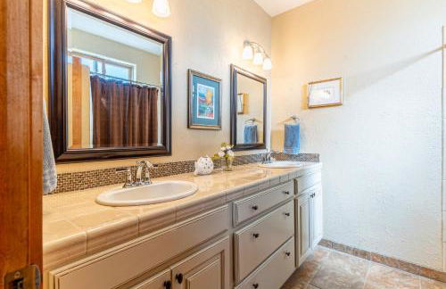 Breathtaking Mtn and Lake Views! Glacier Country Gem - Foto 22