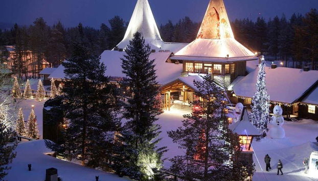 Visitez le village du père Noël
