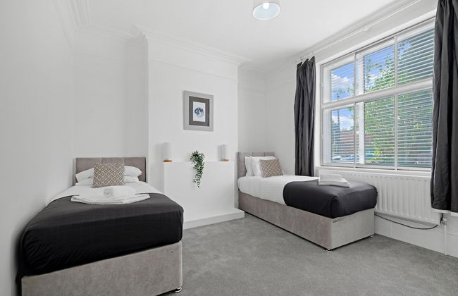 Heathrow Living Stanwell Serviced House - Foto 15