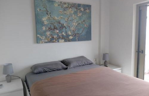 Climbers' Nest 'with sea and rock views and private pool' - Photo 16