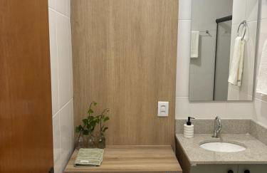 Studio completo no centro com garagem coberta e vista - Foto 30