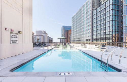 2BR Urban Oasis DC Access with Lux Comforts - Foto 62