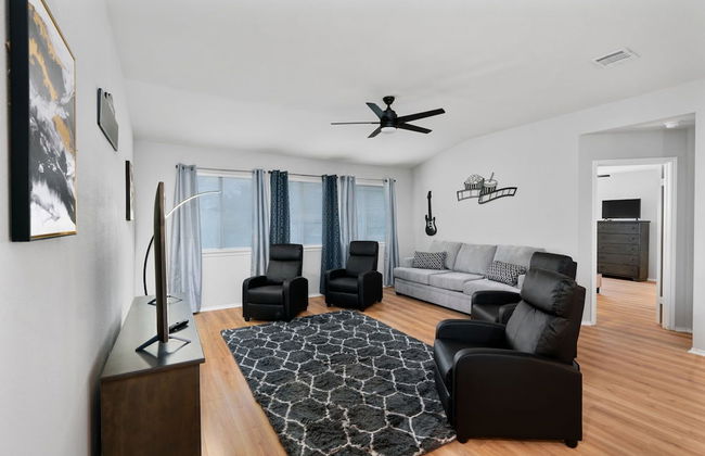 Incredible Heated Pool Tub Gameroom - Foto 21