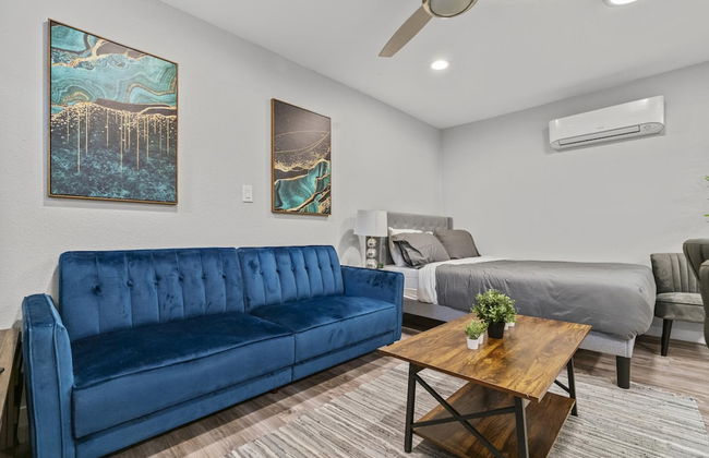 Stylish Studio Downtown Evonify - Foto 2