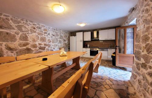 Villa POQUITO, heated pool - Zagvozd, Makarska region - Foto 24