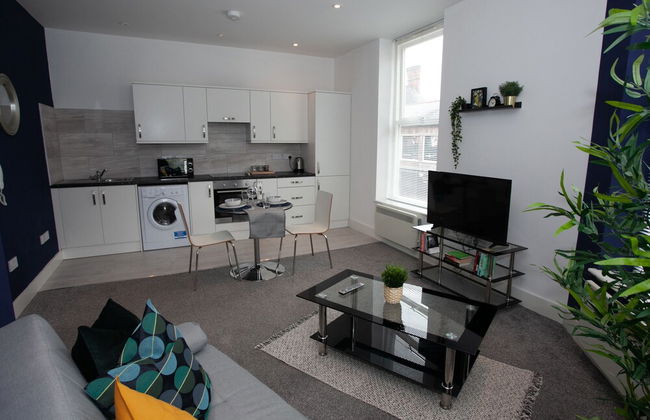 Cross St Boutique Apartment - Photo 14