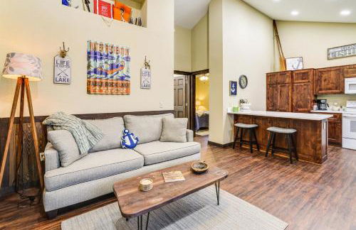 Stunning Views! Table Rock Lake Cabin Near Marina - Foto 7