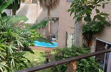 Casa para família curtir o Verao na praia de Cabecudas com piscina e quintal amplo - Foto 4