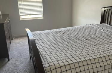 Cozy modern retreat 20 minutes from Downtown dallas Spacious fresh - Foto 4