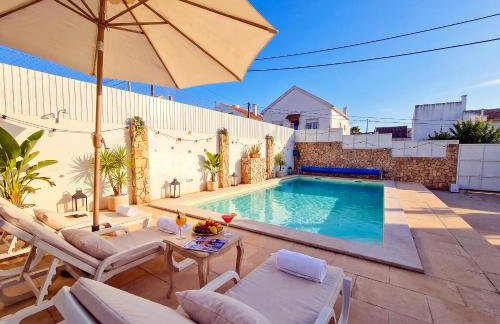 Private Pool House Minutes from the Beach - Foto 1