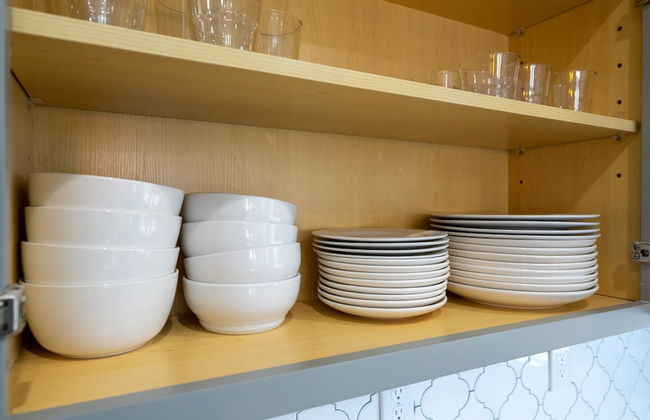 New Luxury Family Friendly Home Centrally Located - Foto 8