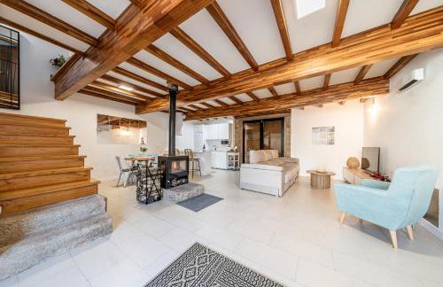 Vive una escapada rural con alma, cerca de todo y lejos del ruido - Foto 2