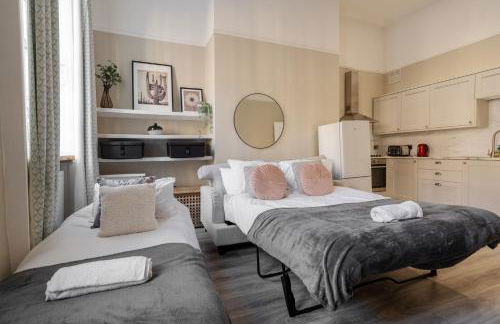 Central L1 Stay, Close to all Attractions, Parking Nearby - Foto 78