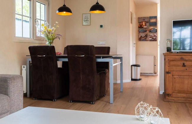 Enjoyin Luxury Chalet With Swimming Pool - Photo 10