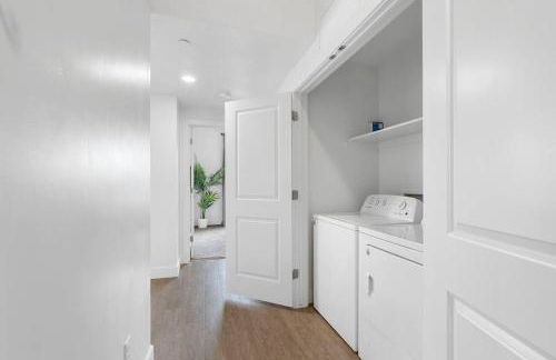 Spectacular Central City 2BD2BA - Foto 62