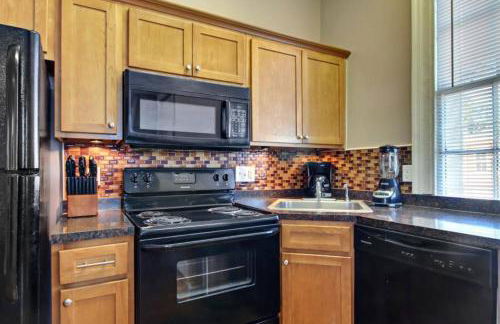 Entire 2BD, Near Forsyth Park - Foto 8