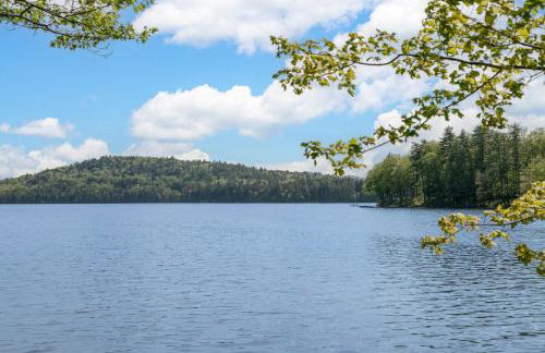 The Tipsy Moose, Ayuh Lakeside Lodge - Photo 11