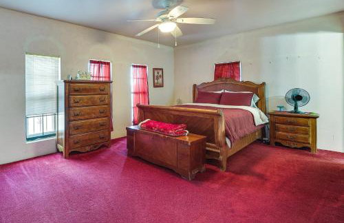 Screened Porch Remote Harlingen House! - Foto 13