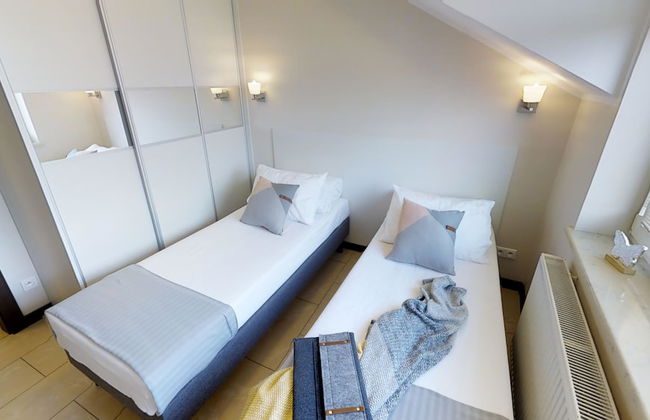 Rint - Świętojańska - Foto 12