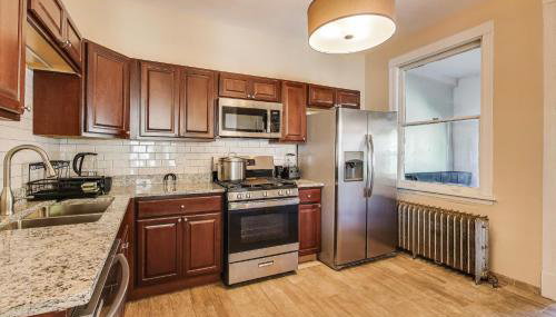 Edgewater King 1 Bd - Near Loyola, Beach &Andersonville - Foto 5, stove, toaster