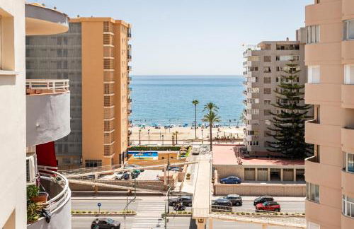 Sur Suites del Sol Apartamento 3 hab y 2 wc con gran terraza y piscina a pasos de la playa - Photo 47