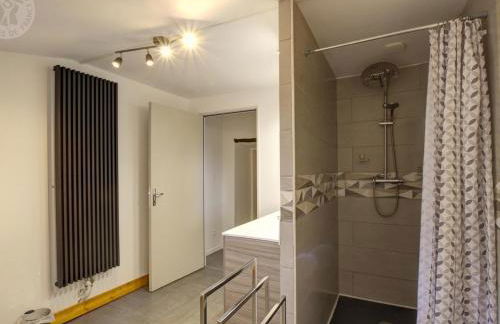 Gîte confortable à la ferme avec terrasse en campagne - FR-1-496-220 - Foto 14