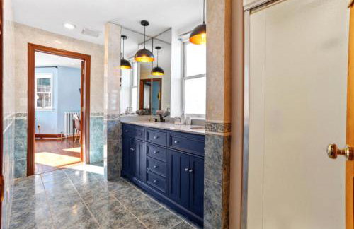 8BR 3BA Classic by Tropicana, Boardwalk, Beach - Foto 79