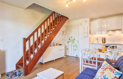 Appartement lumineux avec balcons et stationnement privatif - FR-1-788-22 - Foto 1