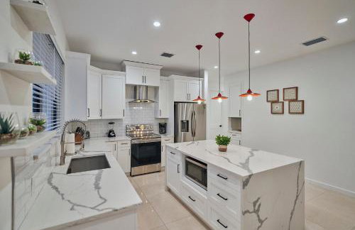 Modern New Construction Villa - Foto 28